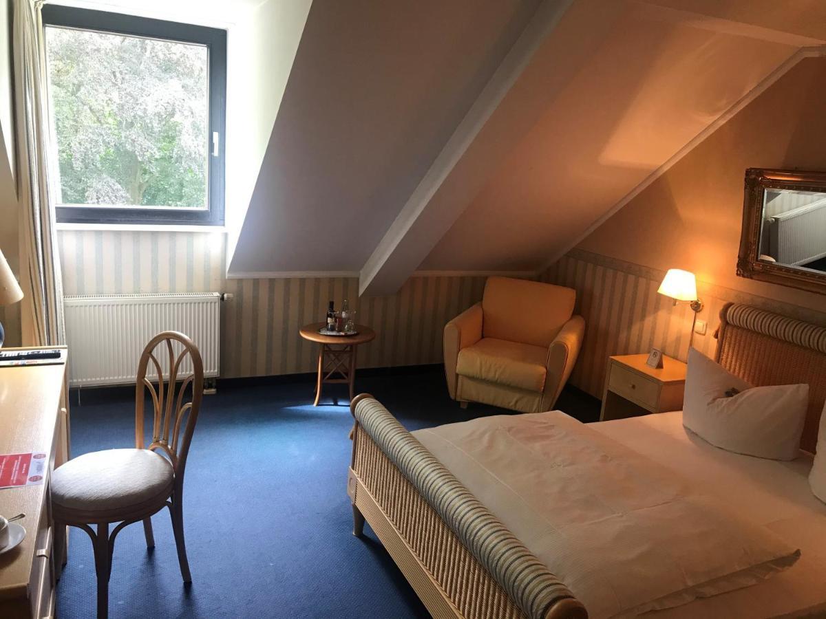 Burg Wegberg Hotel & Eventlocation מראה חיצוני תמונה